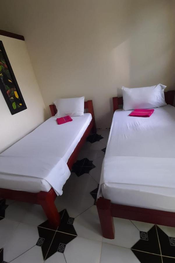 Wikungo Hotel Puerto Nariño Extérieur photo